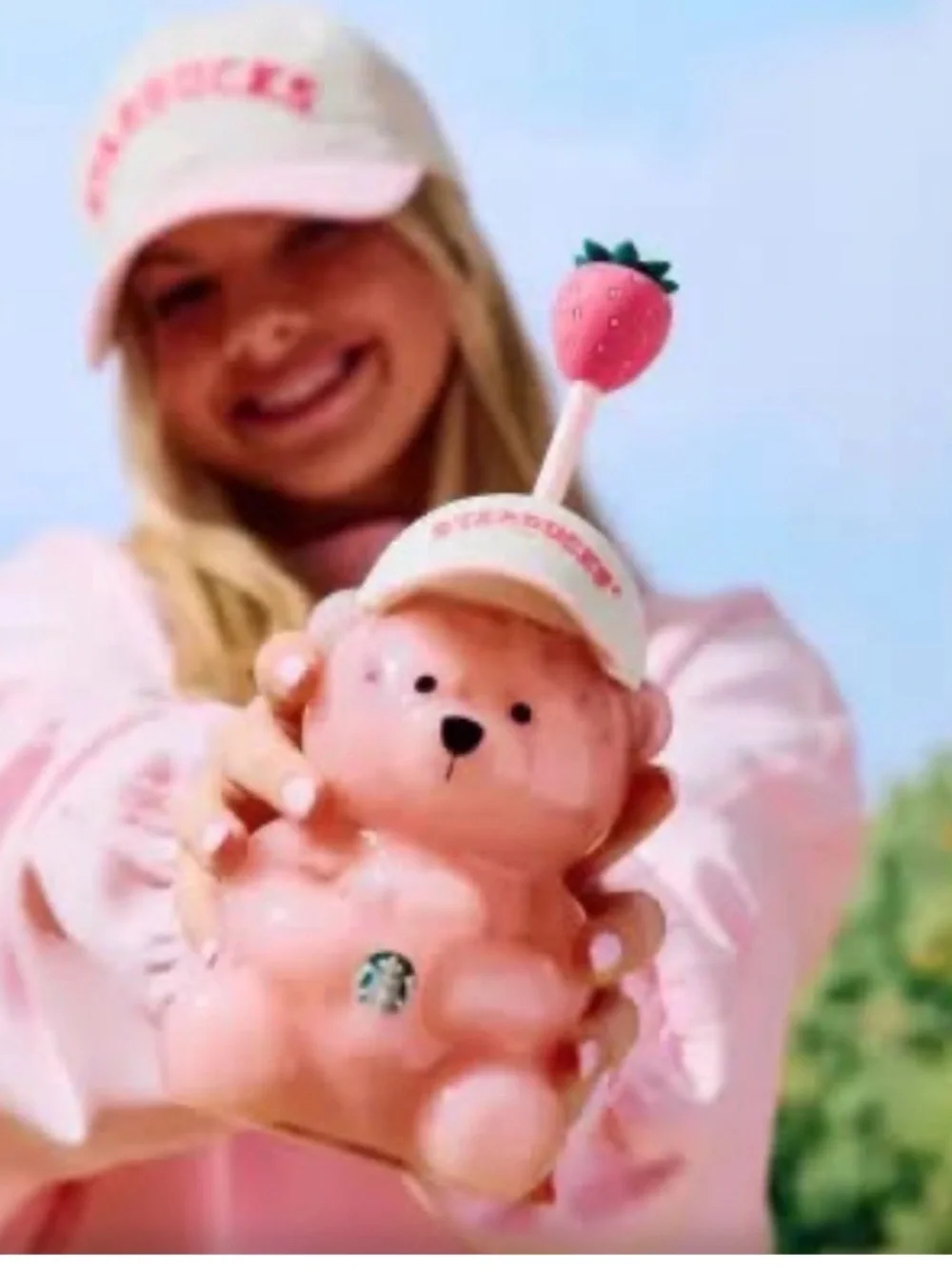 Starbucks Pink Bearista cup